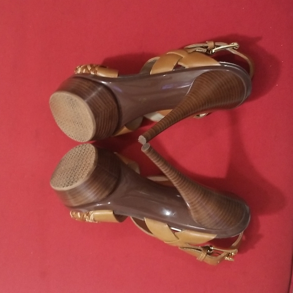 MICHAEL KORS SANDALS - Picture 7 of 12